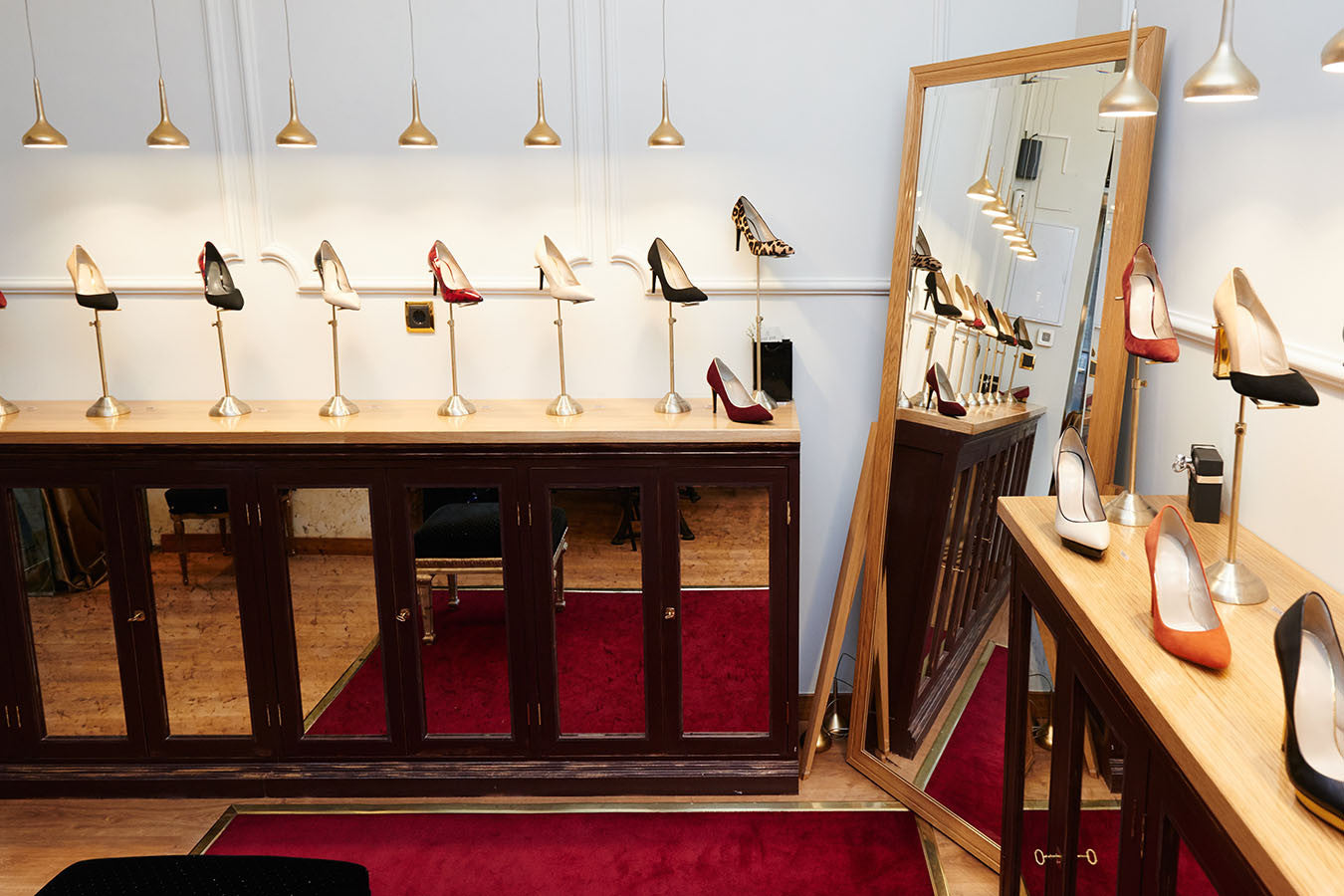 PRIMERA TIENDA-ATELIER DE ZAPATOS EN MADRID