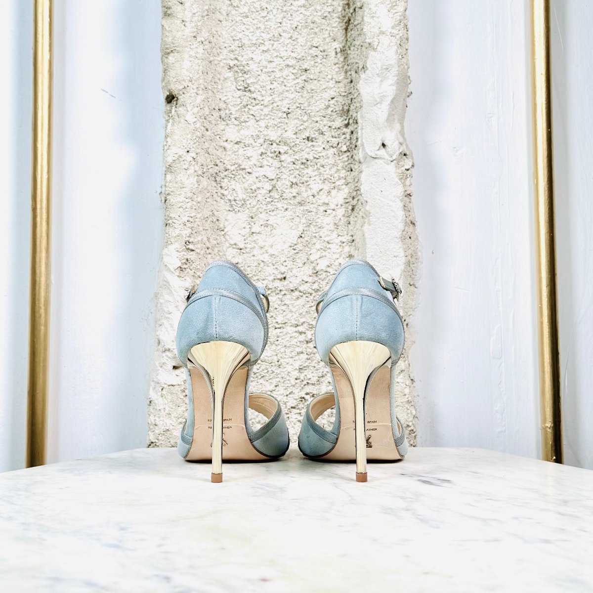 BABY BLUE SANDAL S. 37