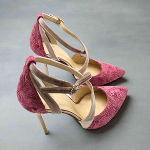 PINK CROSSED STRAPS SHOES SIZE 39