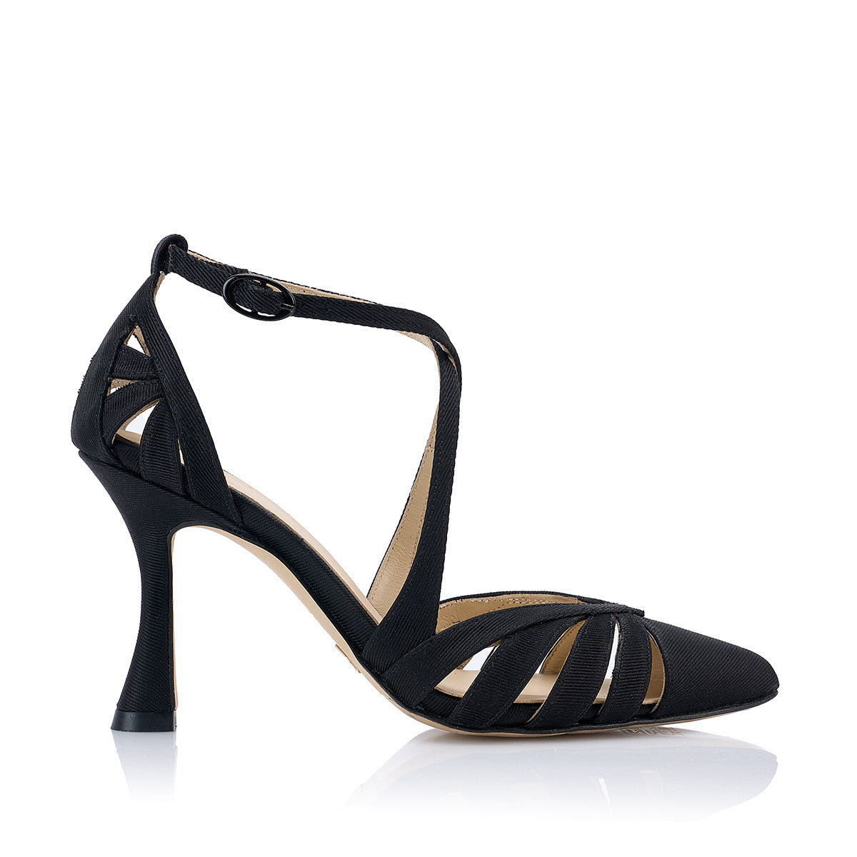 BACK TO BLACK (8,5CM)