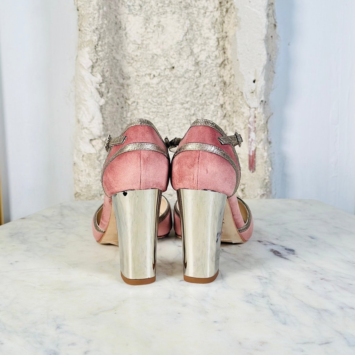 NUDE AND OLD SILVER SHOES SIZE 35