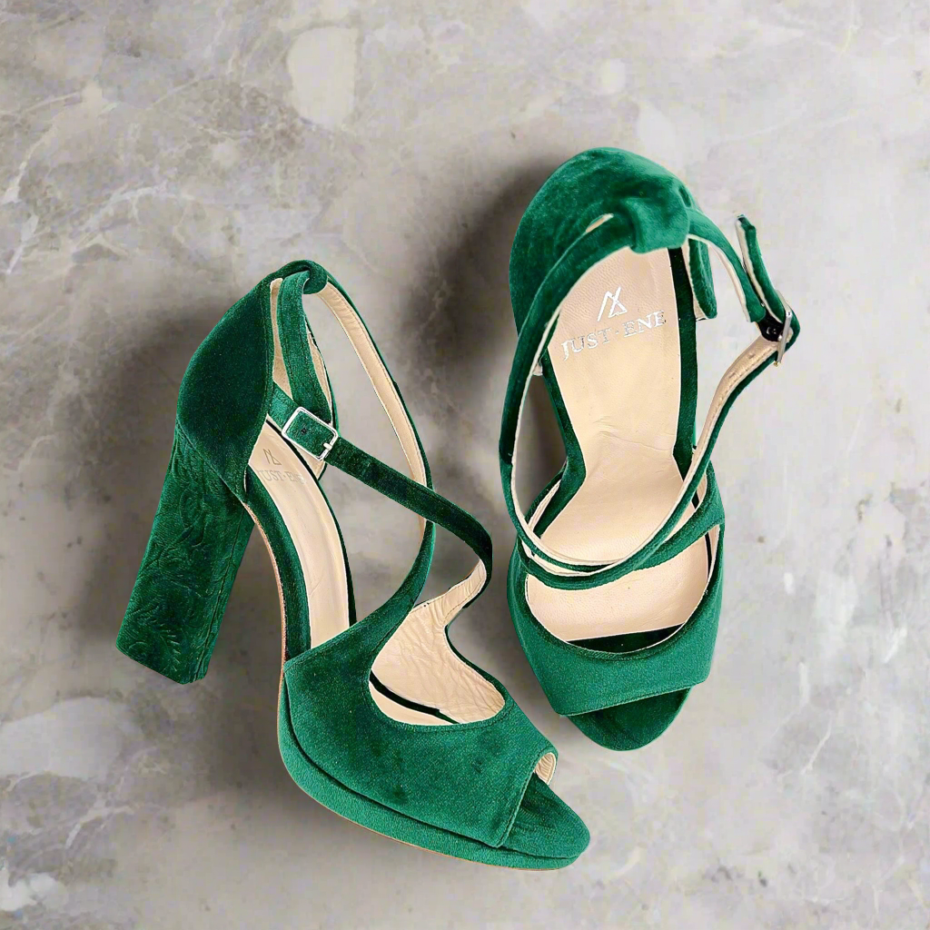 GREEN VELVET SANDALS SIZE 38