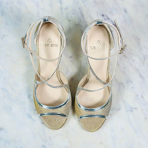 GOLD AND SILVER SANDAL T. 38