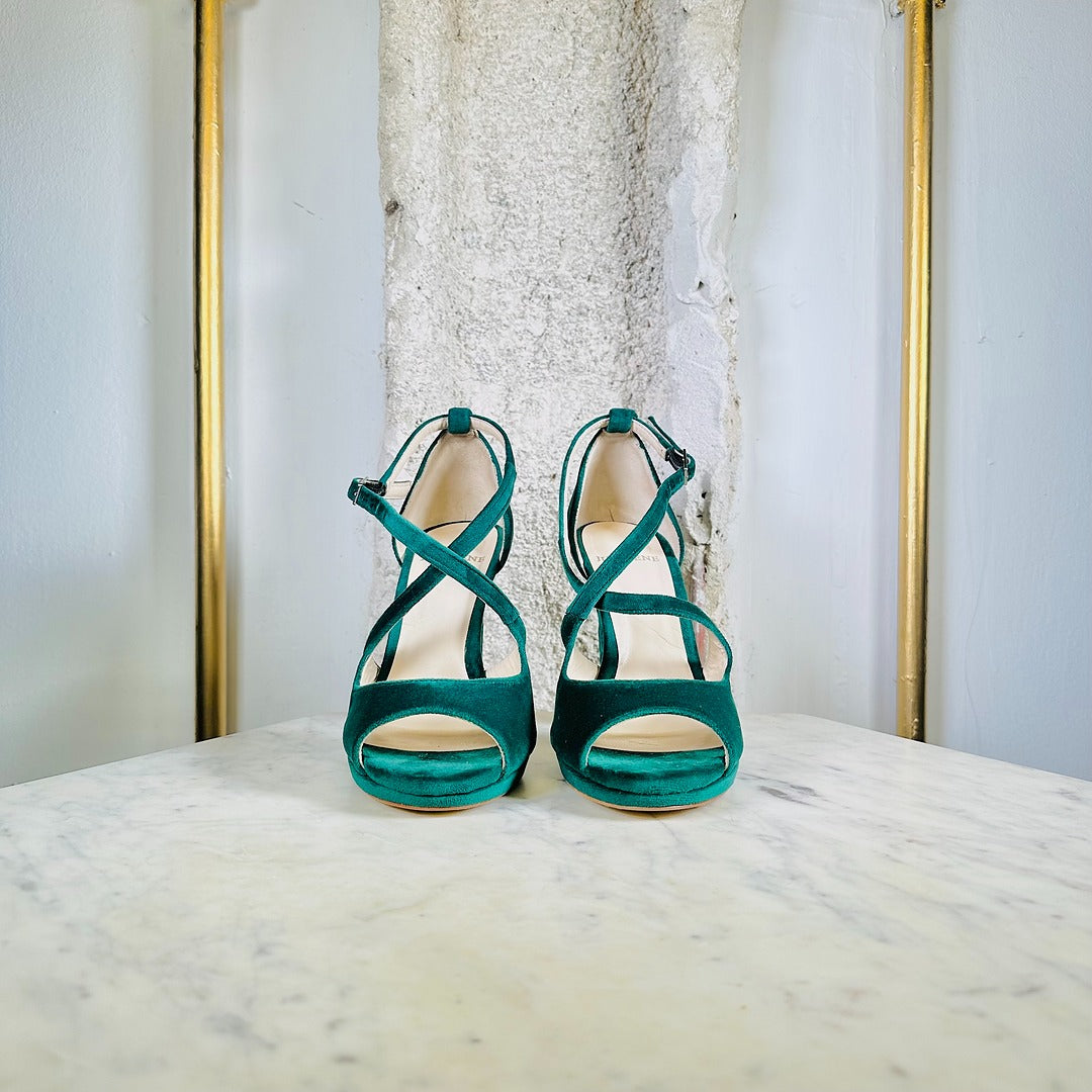 T. 38 - GREEN LEAVES (10cm)