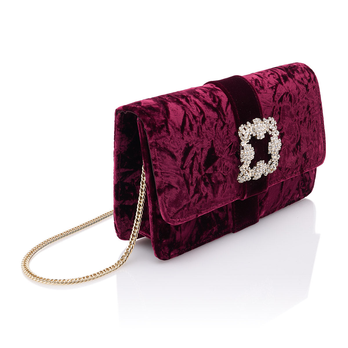 Bolso de terciopelo burdeos con broche de Swarovski