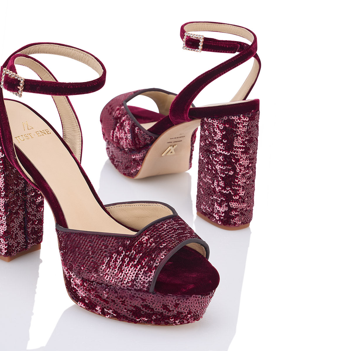 RED DIAMOND SANDAL (11 CM)