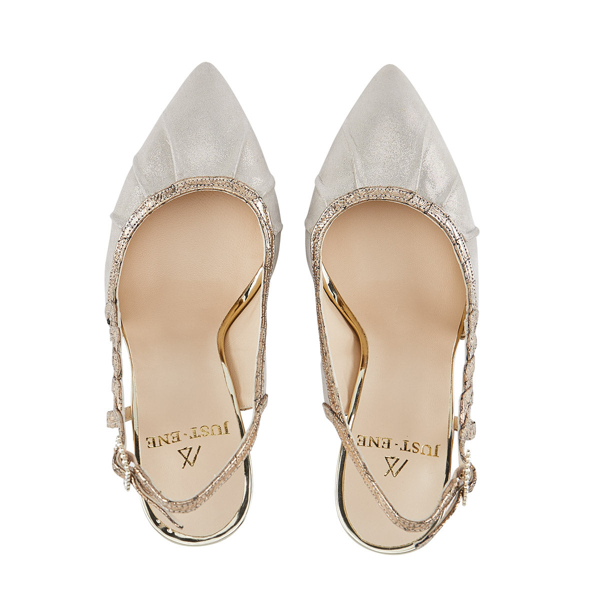 zapatos destalonados en tonos champagne