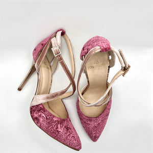 PINK CROSSED STRAPS SHOES SIZE 39