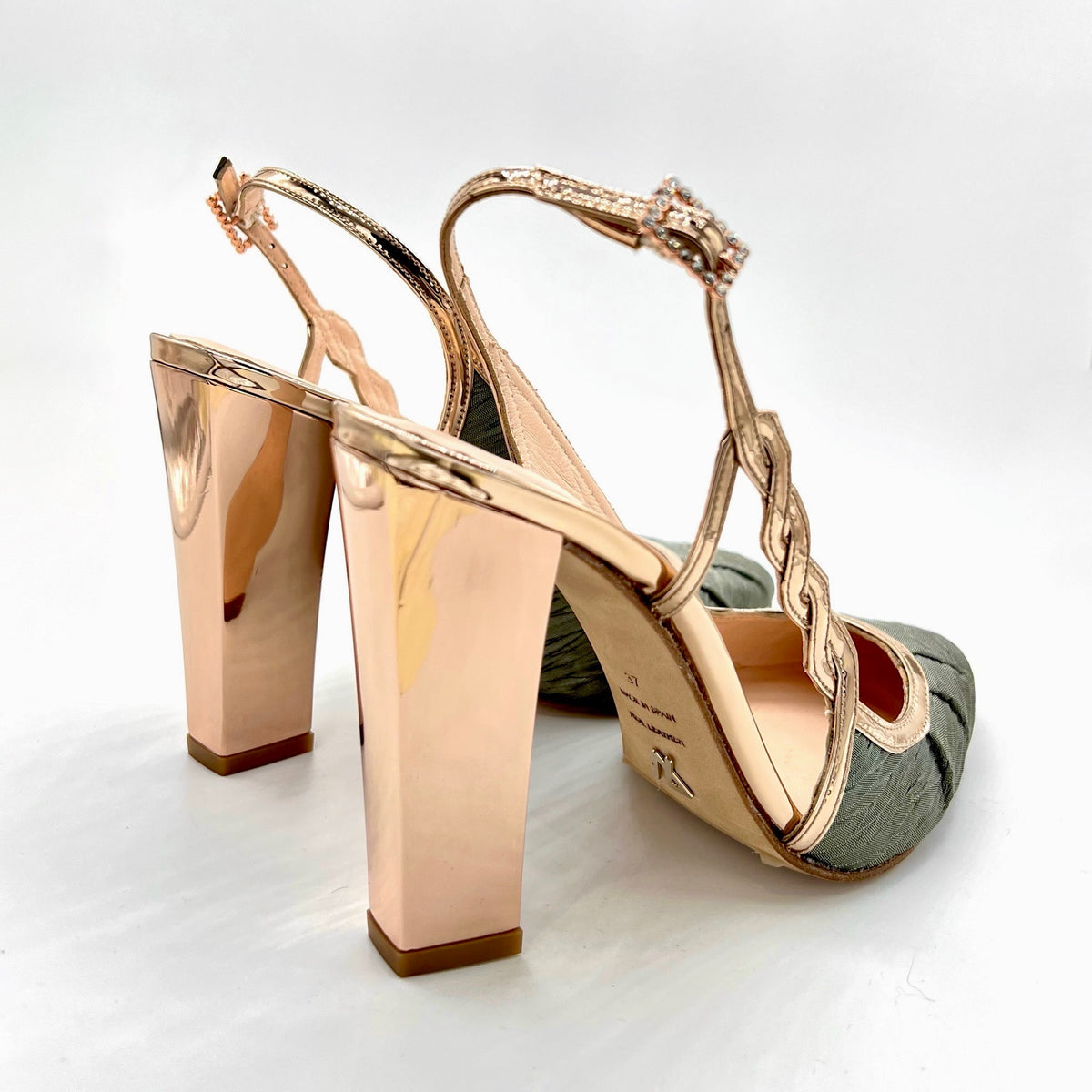 METALLIC SEAT SHOES SIZE 37