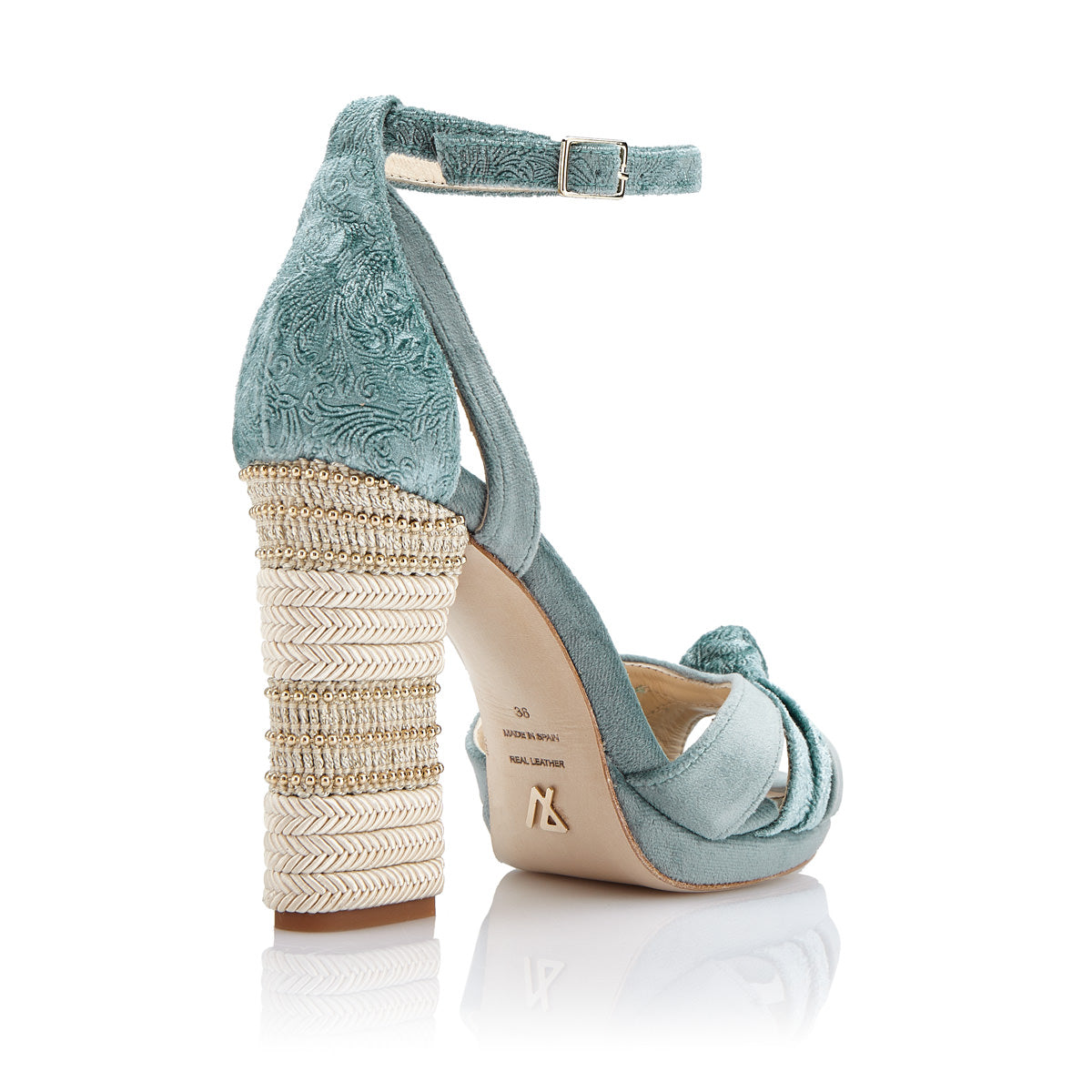 Sandalia tacón terciopelo aguamarina tacón trenzado- suela