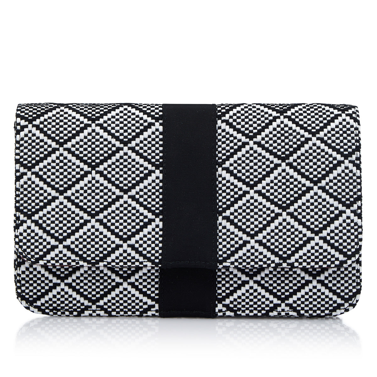 Clutch with black and white geometric pattern