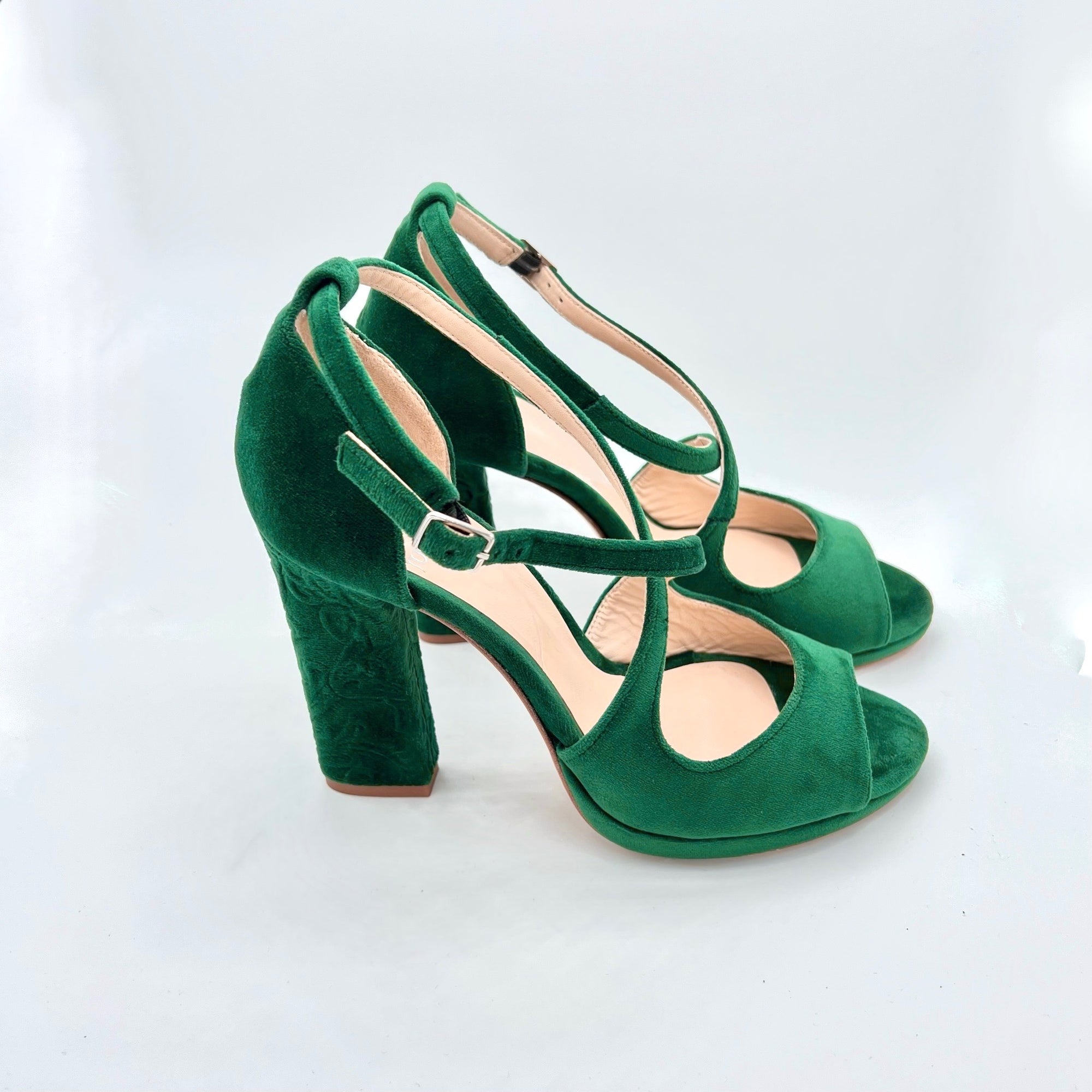 GREEN VELVET SANDALS SIZE 38